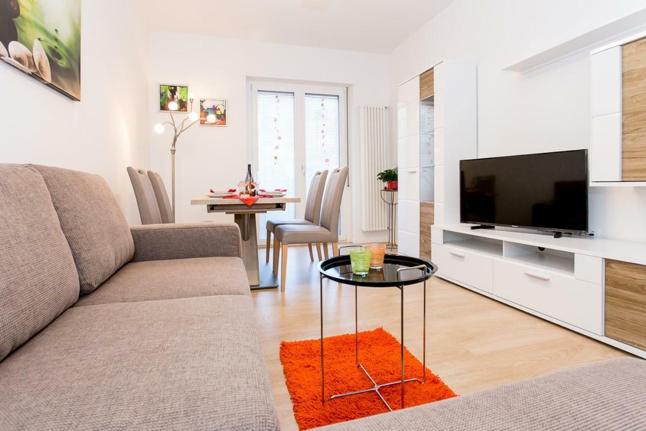 Delai Lägenhet Bolzano Exteriör bild